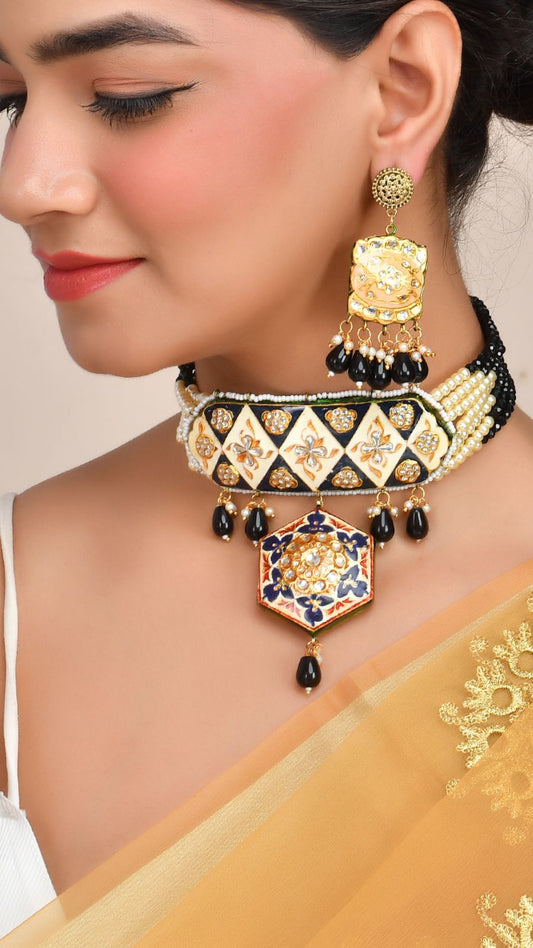 Meenakari pendant choker set