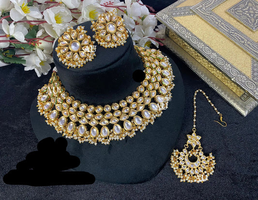 Haseena handmade Kundan Meenakari set