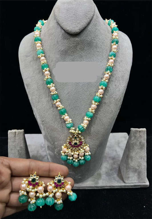 Grimary pearl necklace set