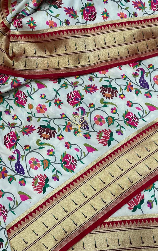 White muniya Banarsi handwoven saree