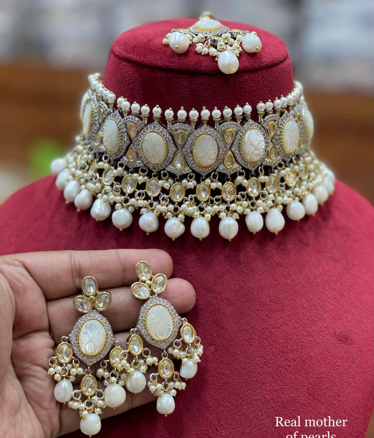 Stoned Kundan choker set