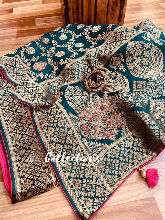 Zardosi Munga saree