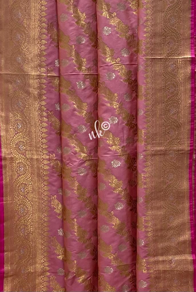 Lehariya striped saree