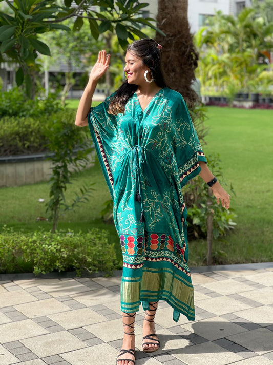 Suhanika gajji kaftan