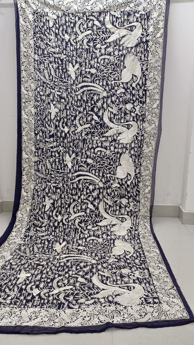 Black white Parsi dupatta