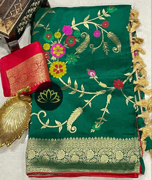 Mavika Moonga banarsi saree
