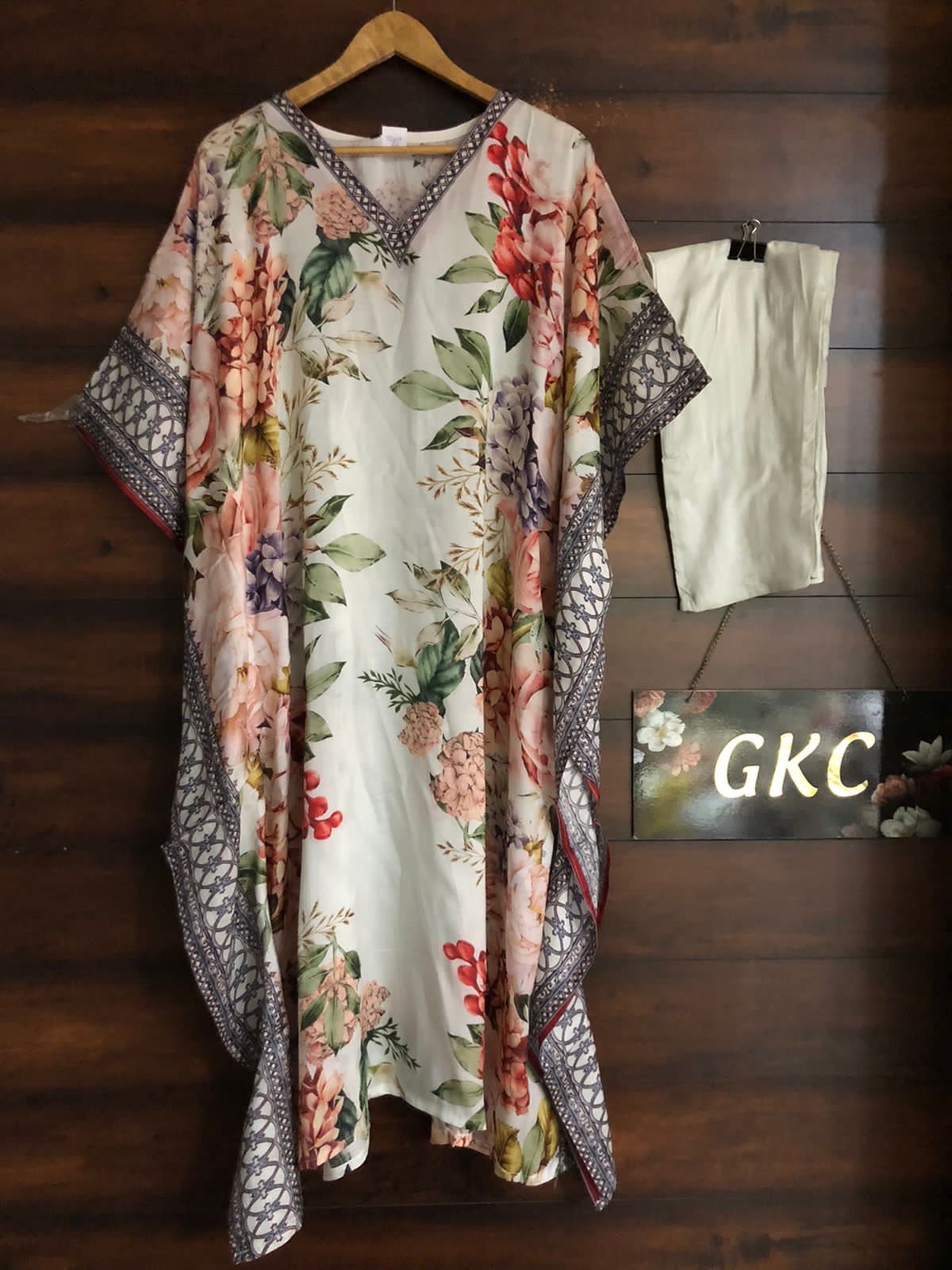 Sonika kaftan set