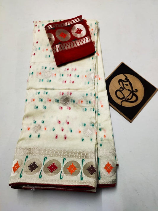 Nivesha Moonga saree