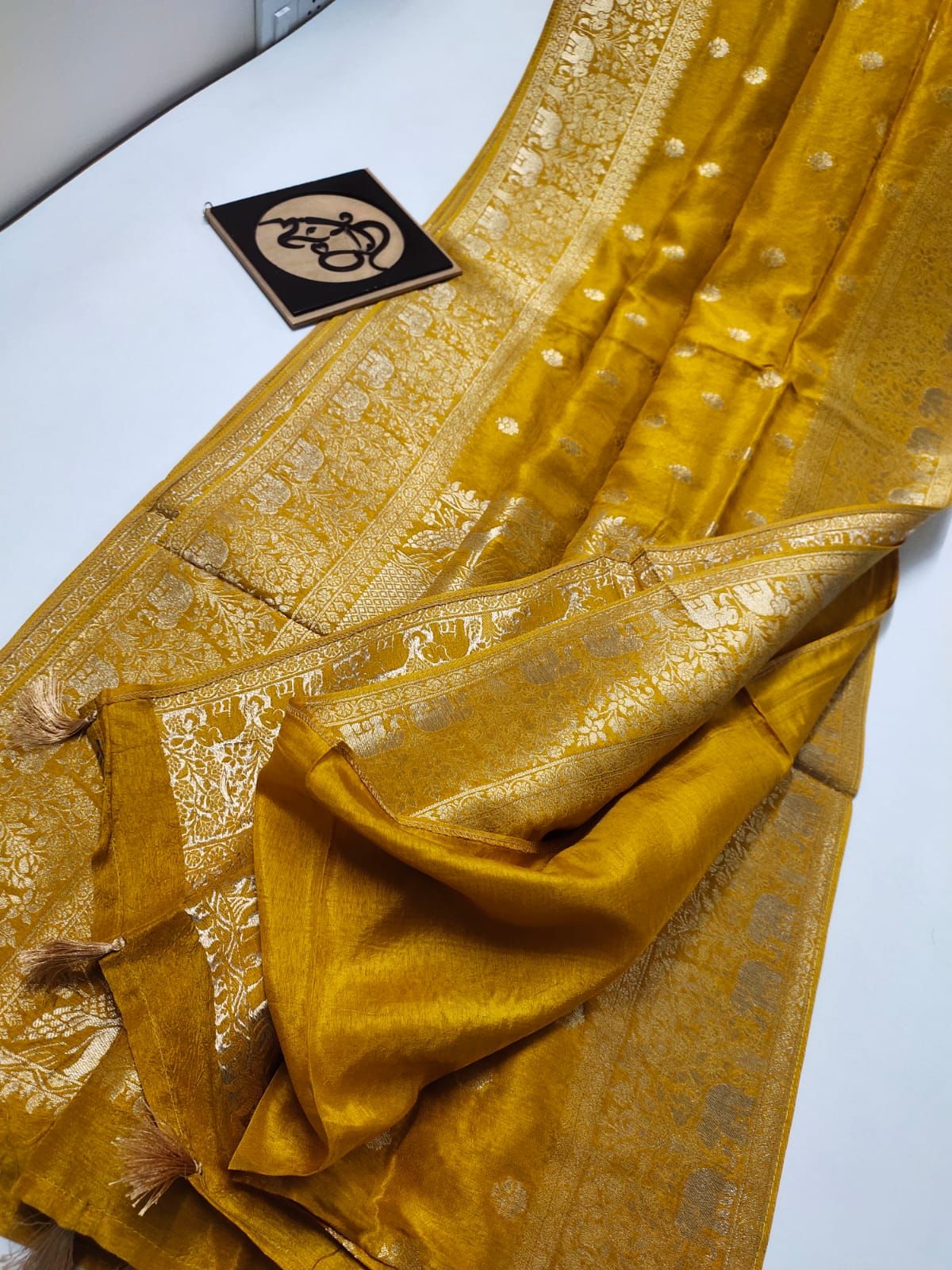 Aniradha moonga saree