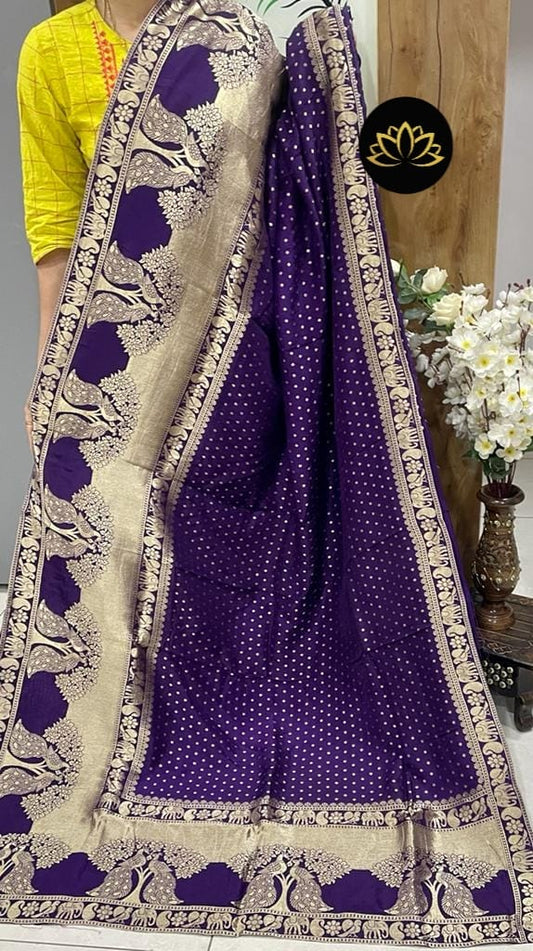 Weaving motifs banarsi saree