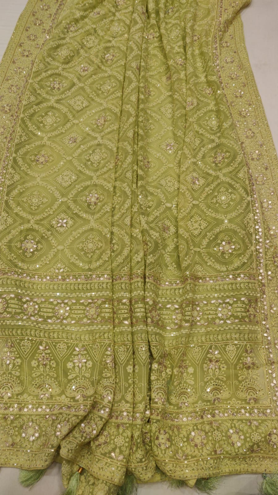 Reblia gorgette chikankari saree