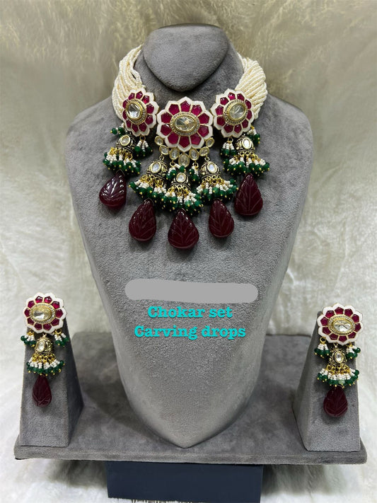 Nakashi Pearl choker set