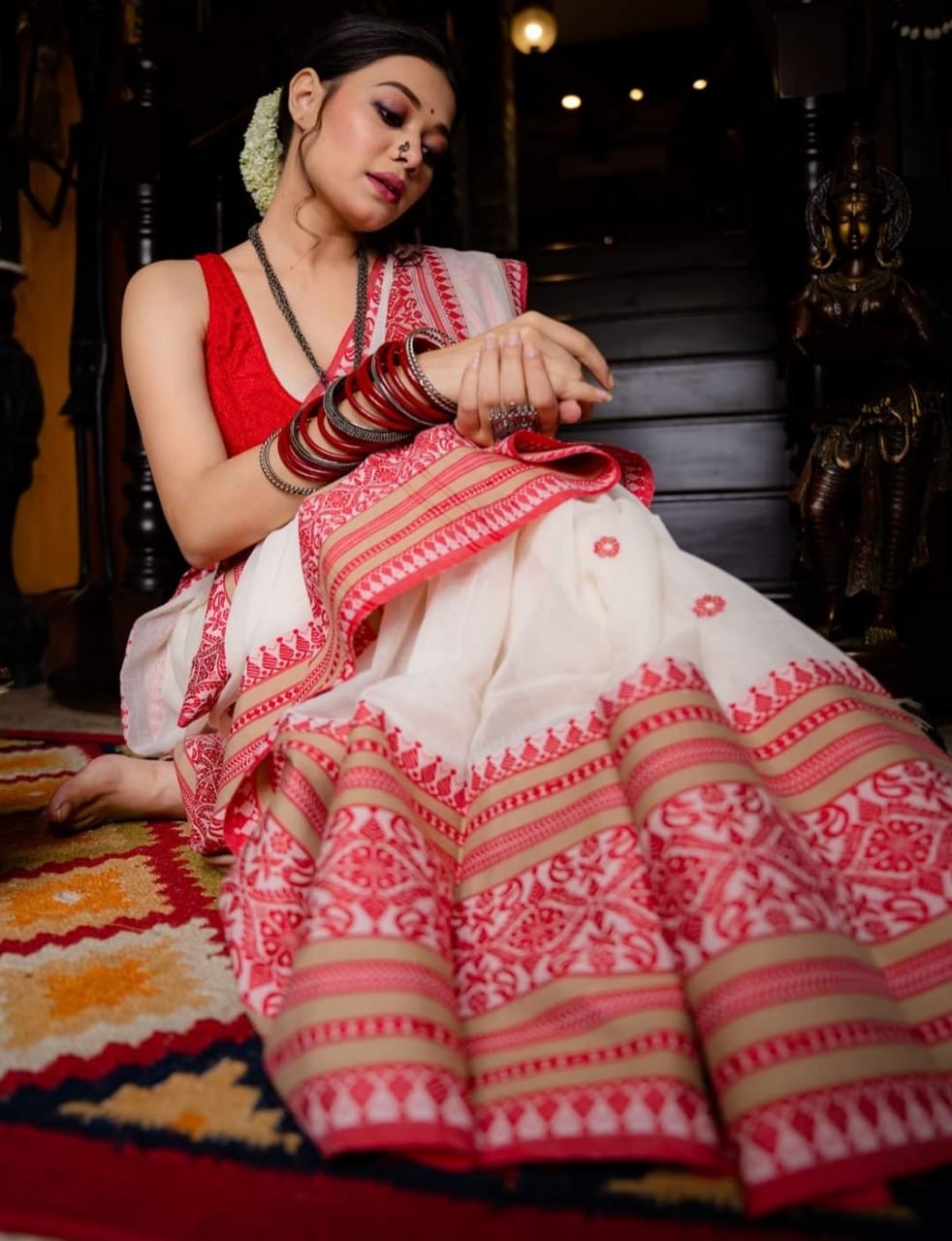 Women red white Cotton Saree Beautiful Indian Bengali Traditional Sari