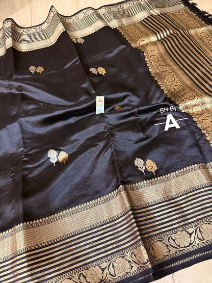 Black premium kadwa saree Katan silk saree Indian sarees blouse