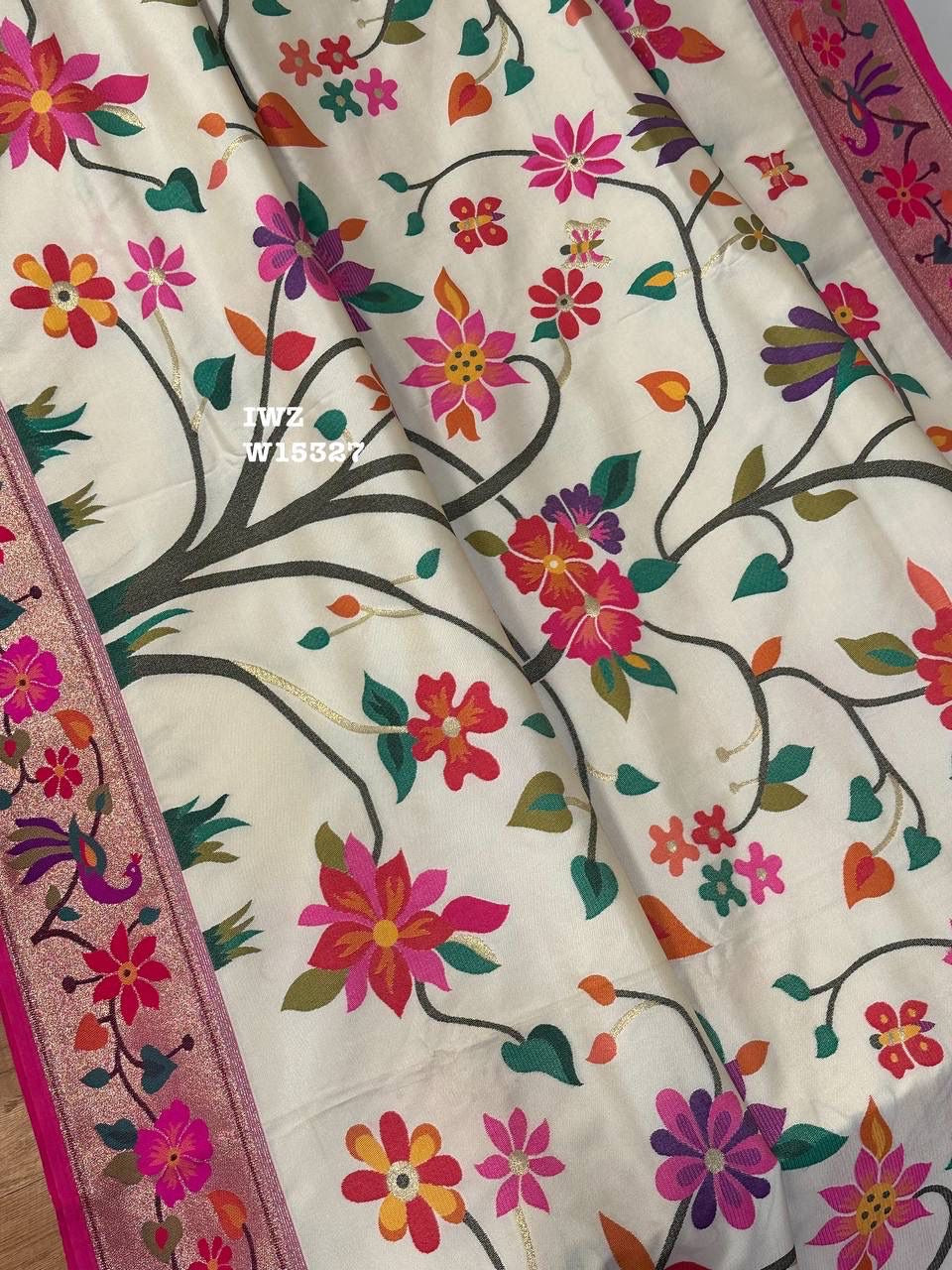 Maharani styled Paithani saree