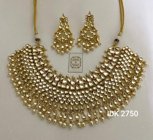 Mahiva Kundan set jewellery set