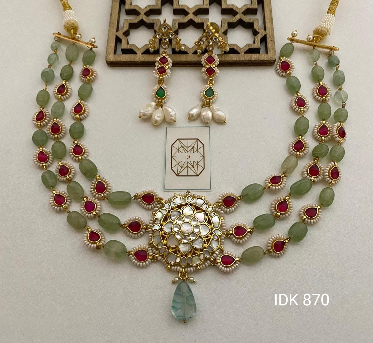 Ravisha necklace set Kundan necklace set