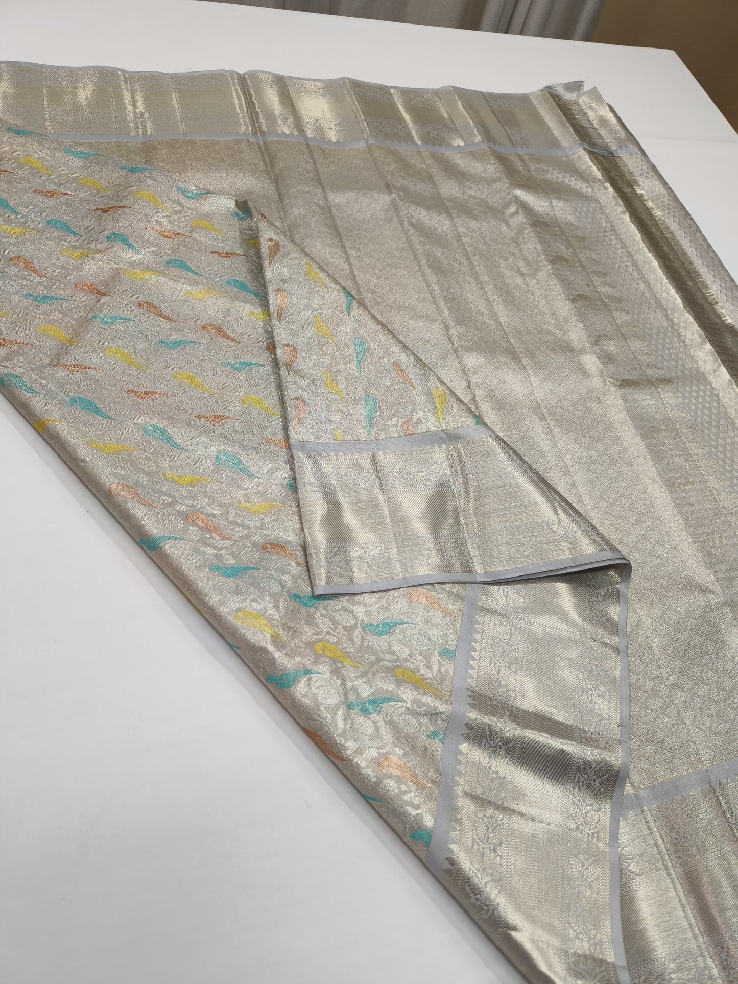 Handloom Kanjeevaram Saree Traditional Saree