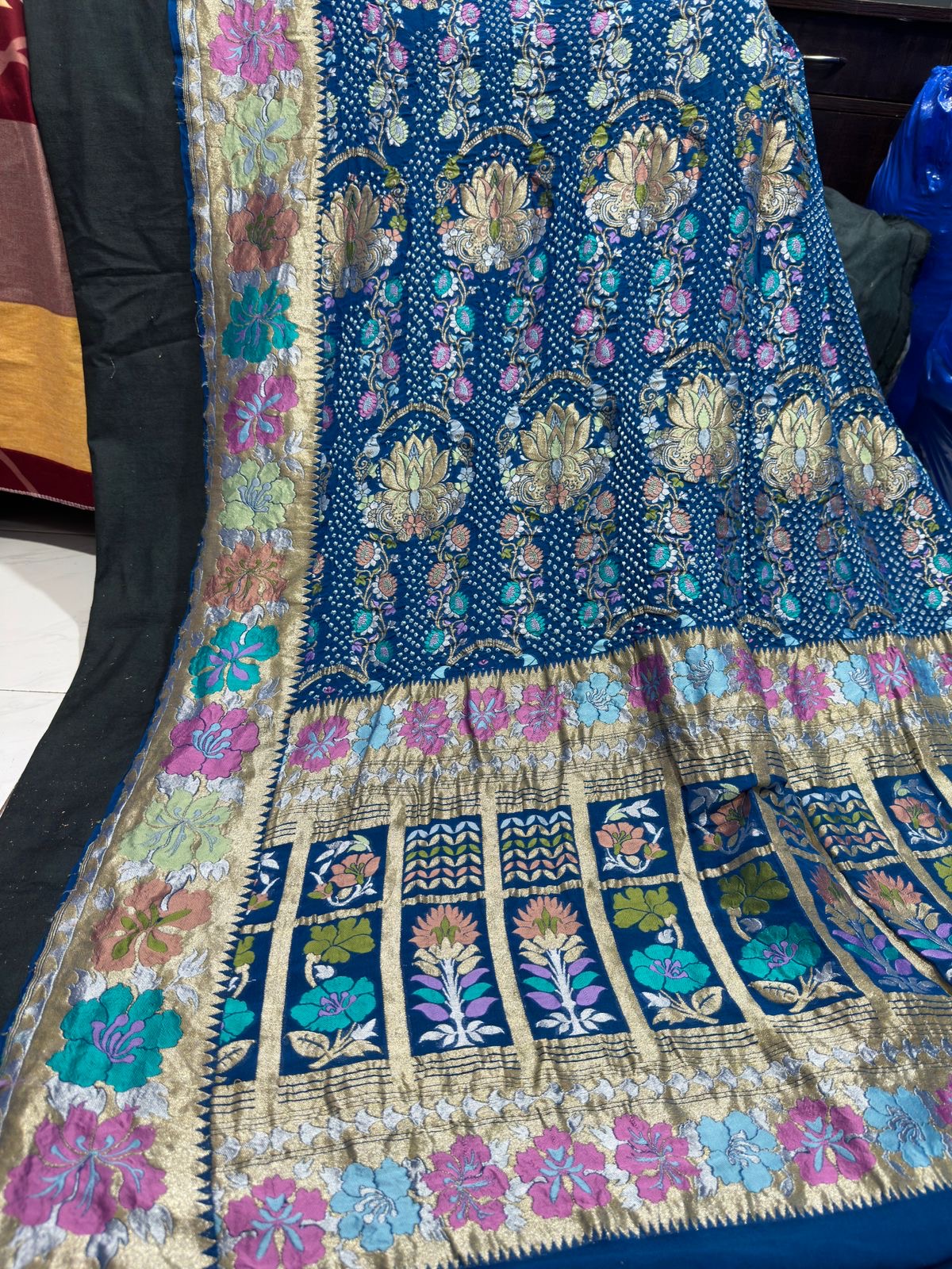 Kamaika bandhani saree Banarsi saree tested sari sari blouse