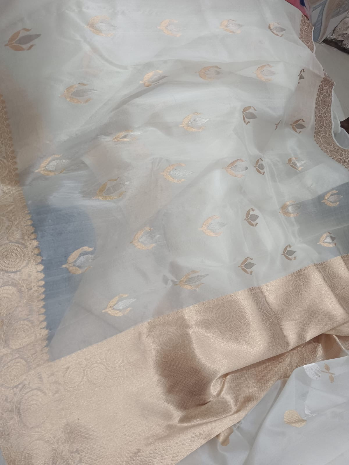 Handloom kora Banarsi saree Indian sari