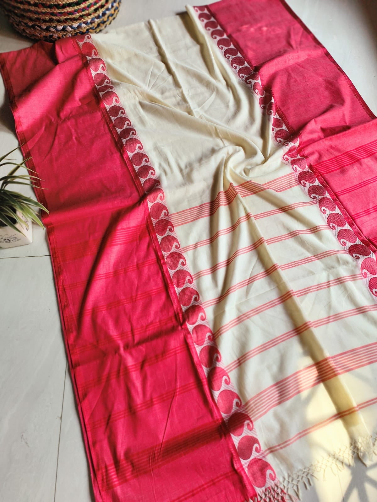 Mahii Bengal cotton handwoven saree