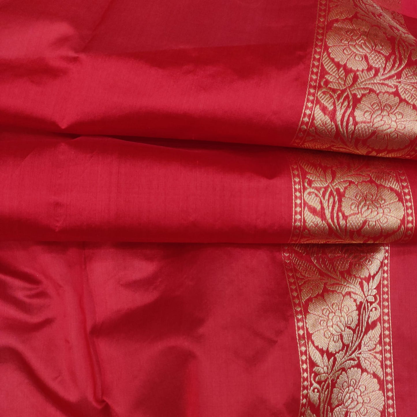 Aliva Kora Indian sari