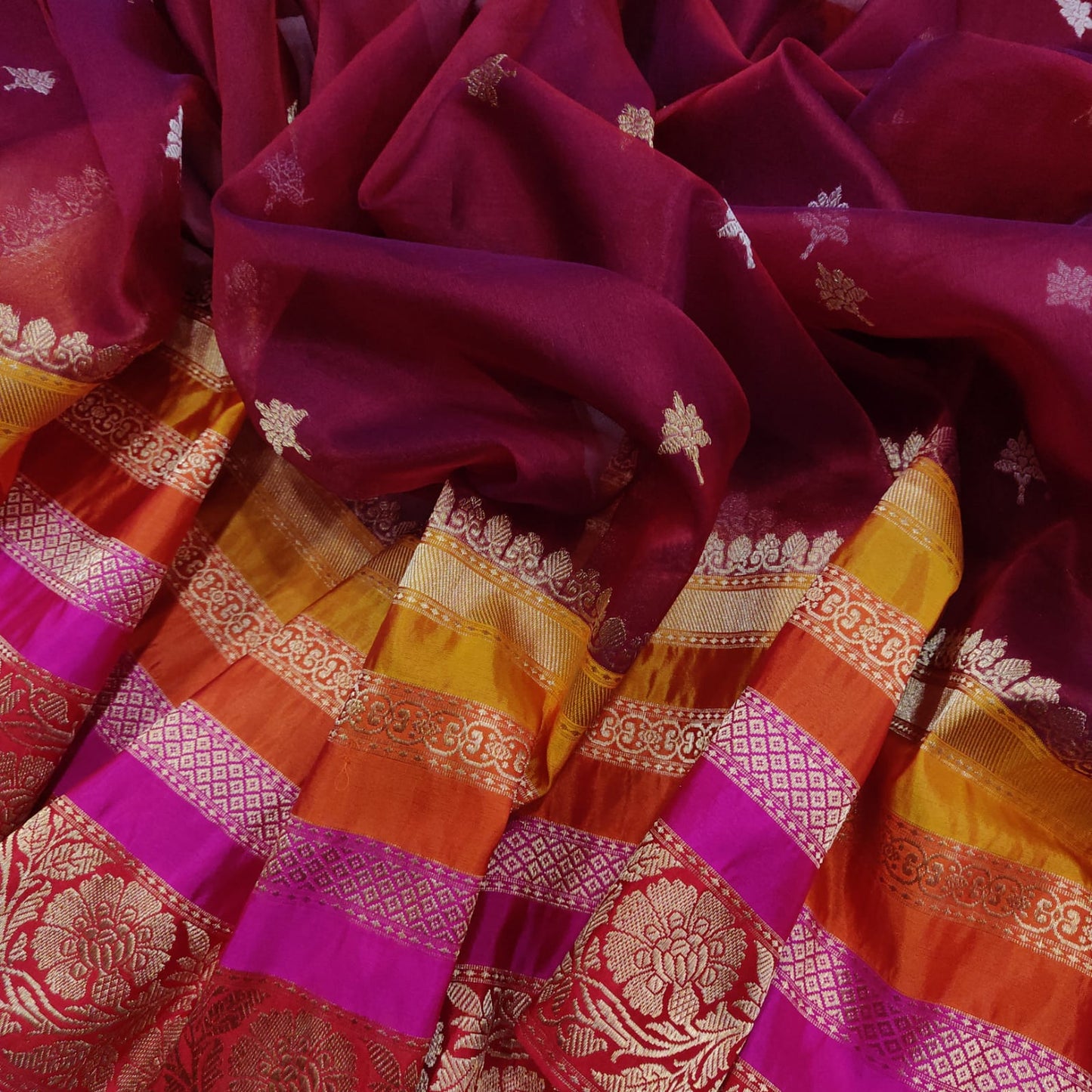 Aliva Kora Indian sari