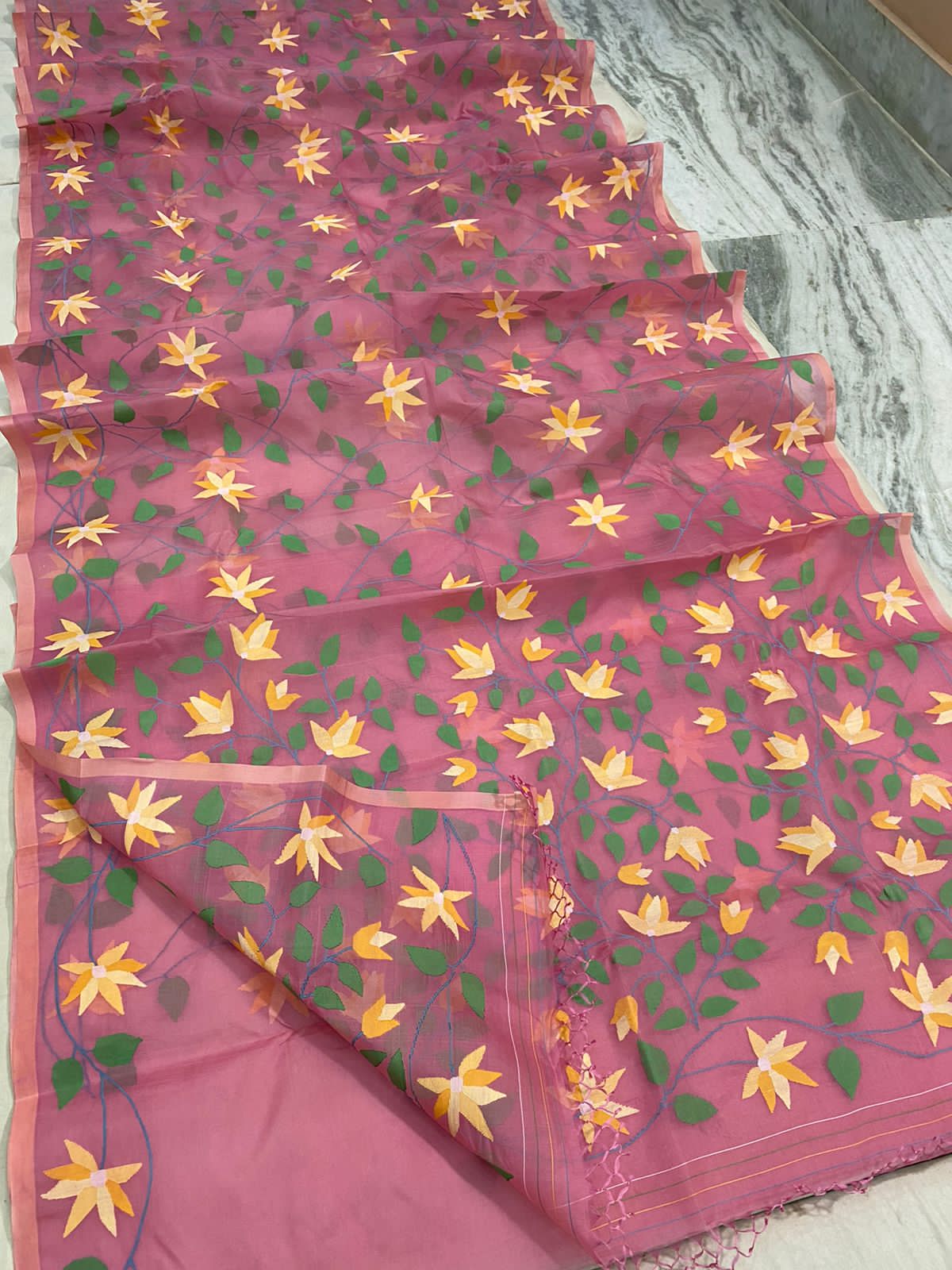 Pinakha Muslim handwoven jamdani saree