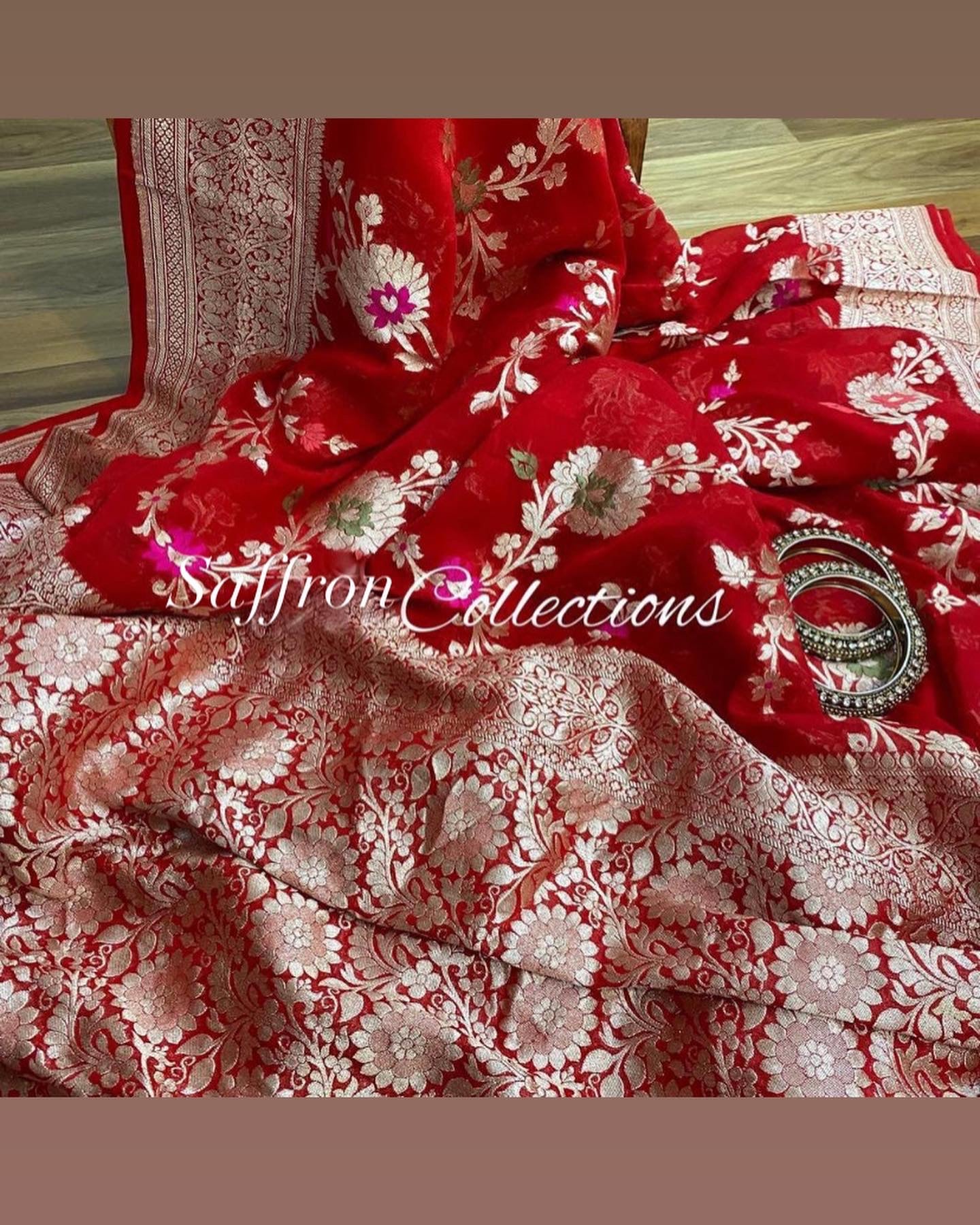 Laal handwoven banarsi saree
