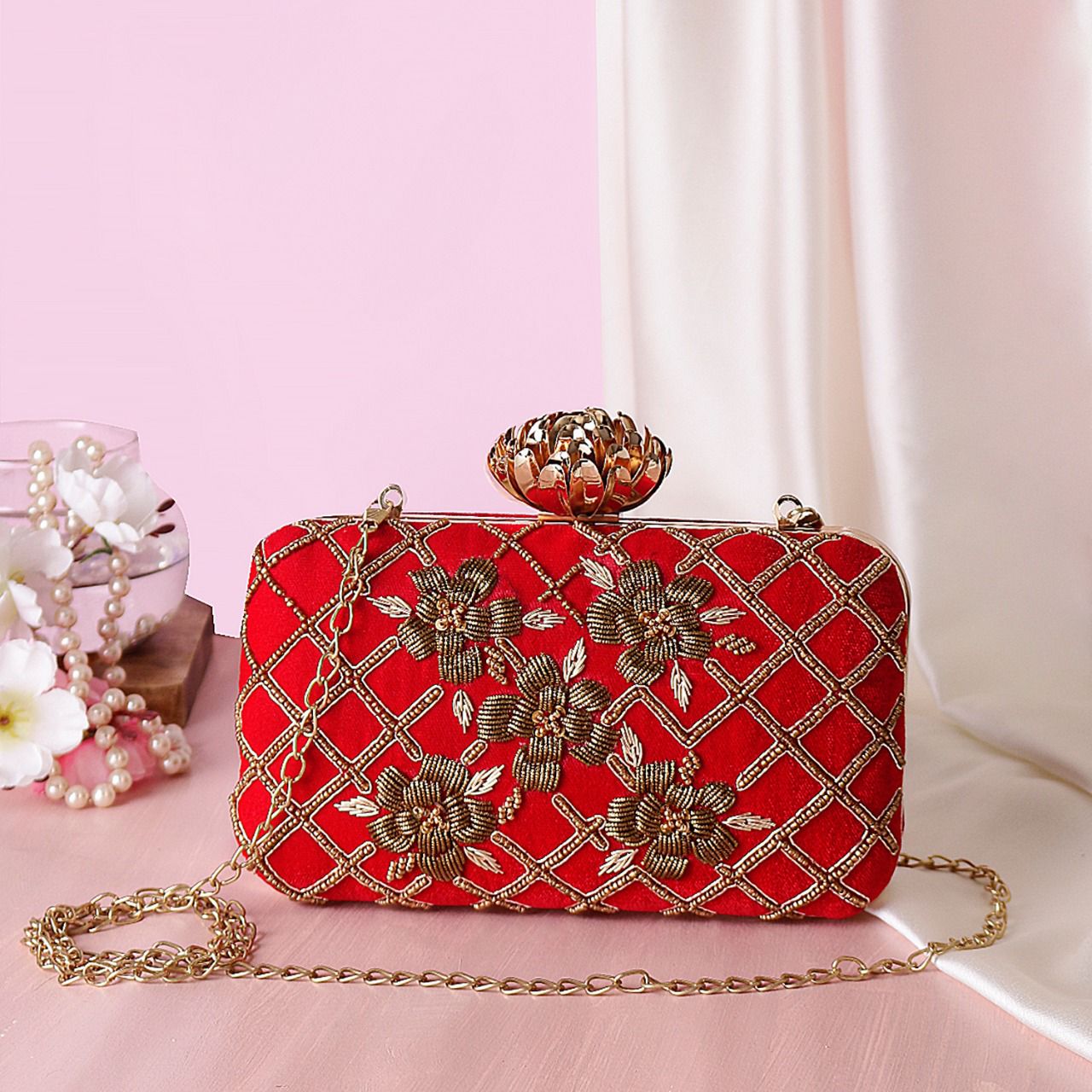 Red beauty embroidered clutch