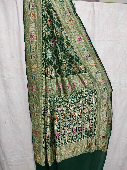 Gulshan bandhej banarsi saree