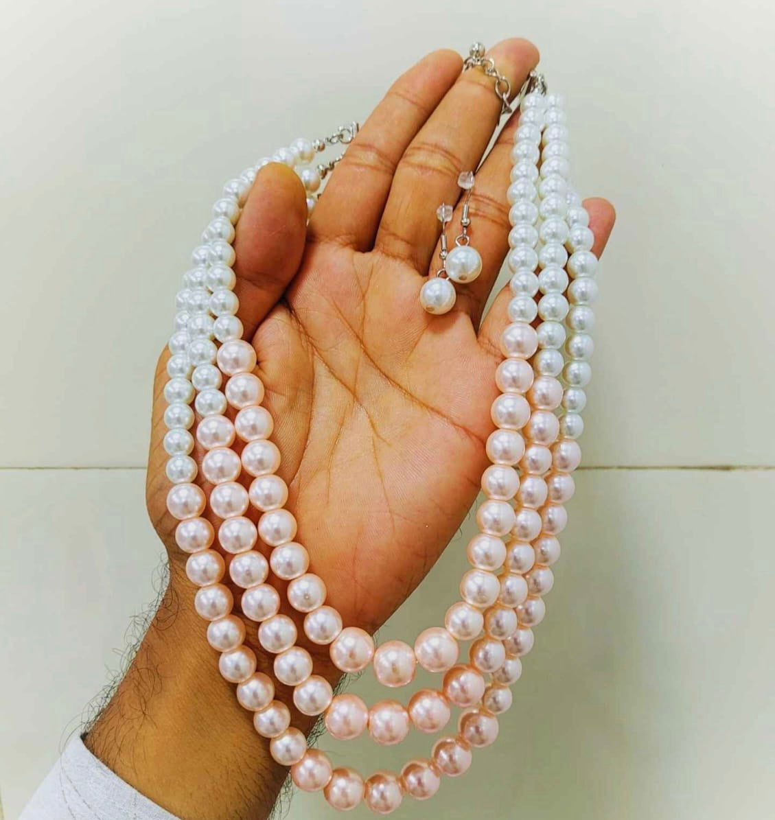 Rabia Pearl necklace set