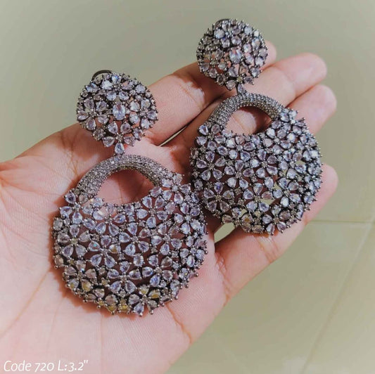 Crisin stone earrings